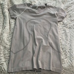 Lululemon shirt